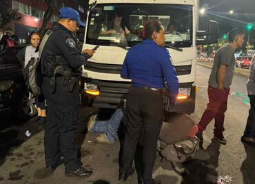 Patrulla arrolla a motociclista en Tlatelolco; circulaba a exceso de velocidad