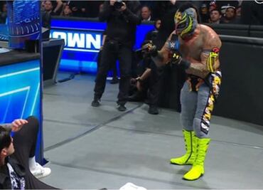 Rey Mysterio se enfrentará a su hijo Dominik en WrestleMania 39