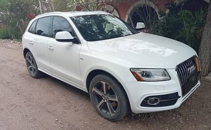 Resguardan camionetas con reporte de robo en Sinaloa