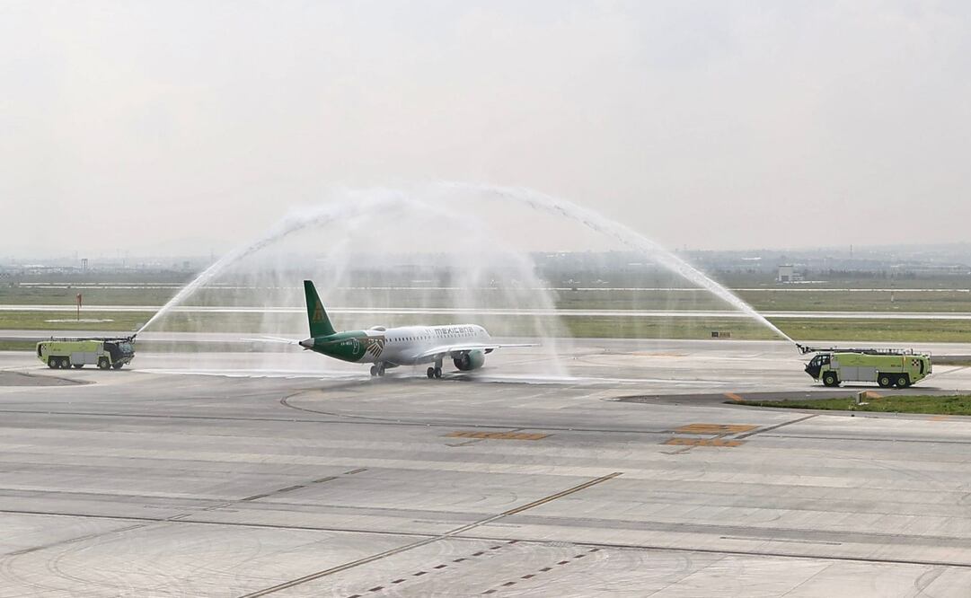 El E195-E2 tiene una capacidad para 132 pasajeros, destaca por su eficiencia en consumo de combustible, menores emisiones de carbono y un diseño de cabina que optimiza el confort de los usuarios. Foto: Berenice Fregoso/EL UNIVERSAL