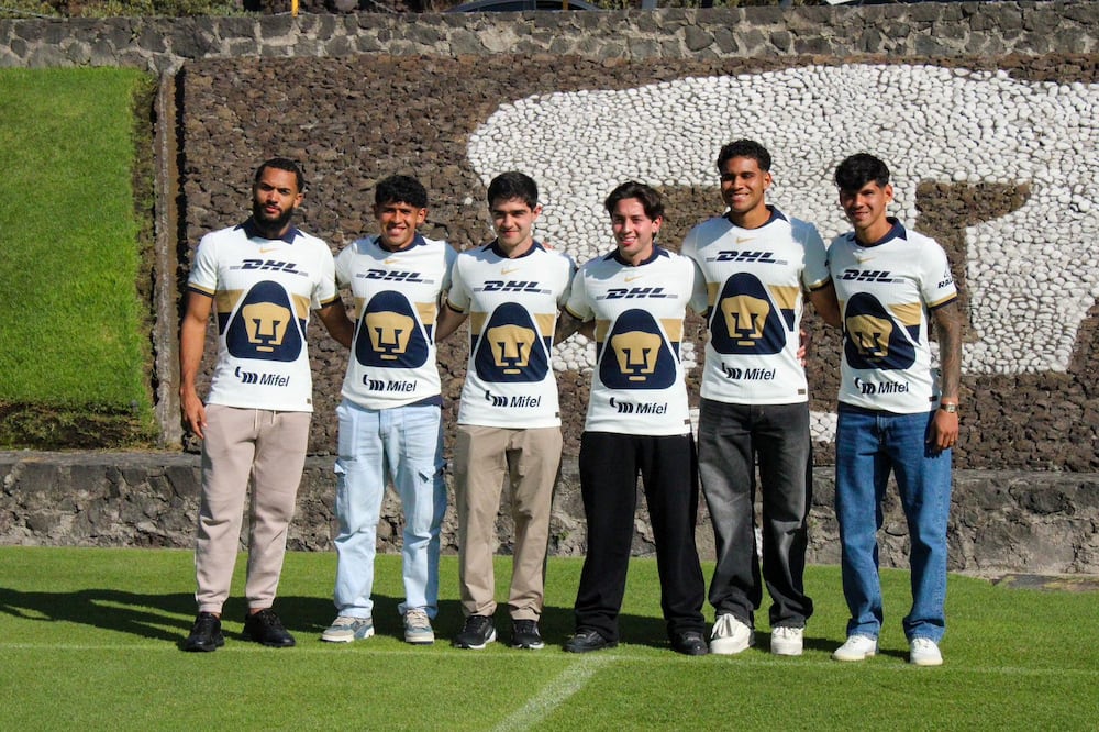 Pumas presenta de manera oficial a sus seis refuerzos para el Clausura 2026. FOTO: Maritza Villagómez