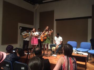 Las Hermanas García regalan en la Fonoteca su "Sabor a Mar"