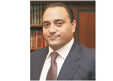 Operan de la vesícula al gobernador de Q. Roo