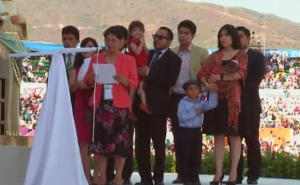 Papa escucha testimonios en estadio de Tuxtla Gutiérrez