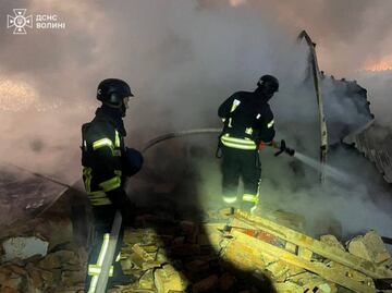 Rusia ataca el sistema eléctrico ucraniano con más de 90 misiles y municiones de racimo