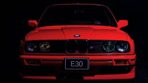 ¿Te harías rico al poseer un auto clásico?