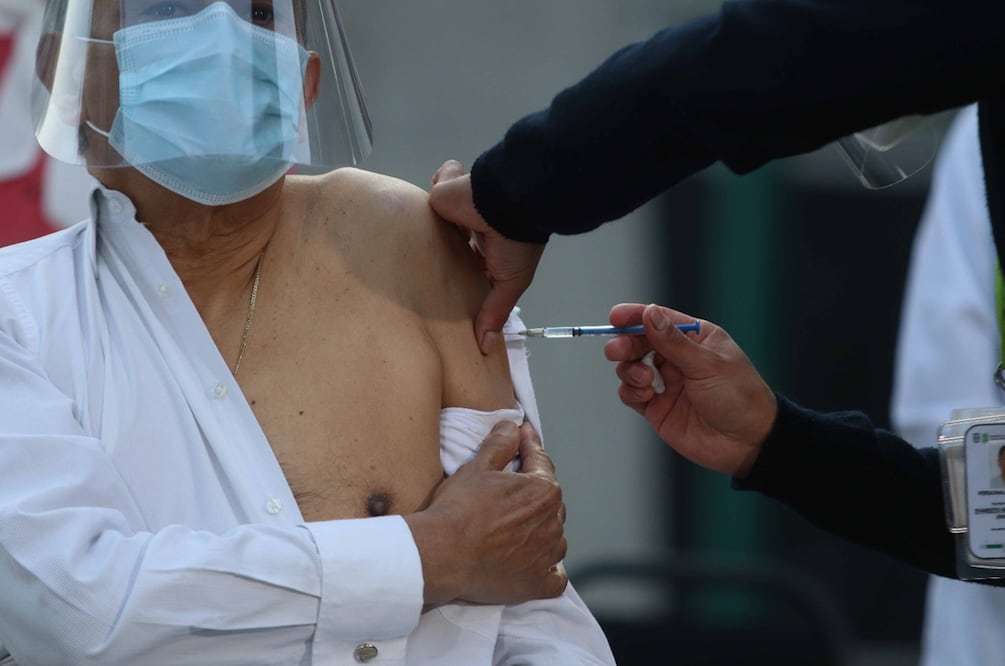 Vacunación en México. Foto: EFE
