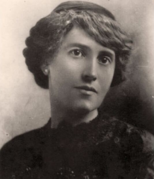 ¿Quiénes eran Hermila Galindo y Carmen Serdán, que aparecen en el billete de mil pesos?