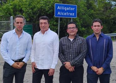 De nuevo, Rutilio Escandón visita a mexicanos detenidos en Alligator Alcatraz; "no han cometido ningún delito, sólo trabajar"
