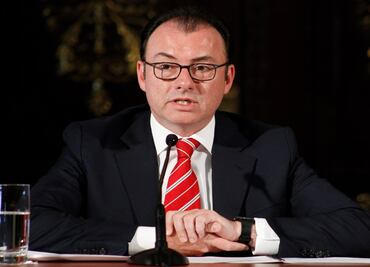 Videgaray: México ya adquirió mayoría de coberturas petroleras para 2017