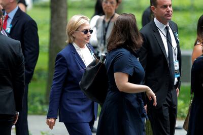Diagnostican a Hillary Clinton con neumonía