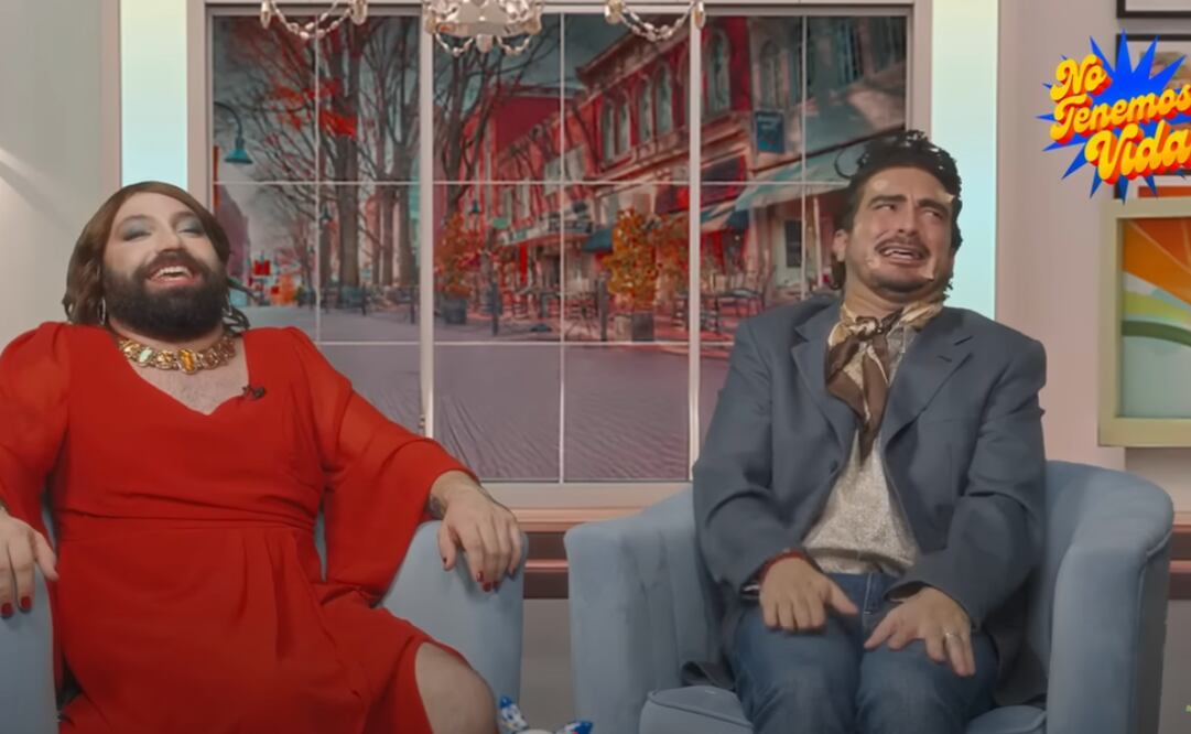 Ricardo Pérez y Slobotzky, de La Cotorrisa, se burlaron de los programas de espectáculos en México, tras el "polémico encuentro" de la prensa, ocasionado por el estandupero. Foto: YouTube La Corporrisa