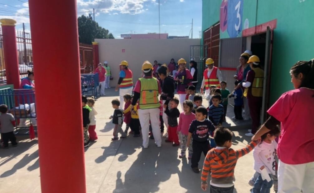 Realizan macrosimulacro también en los estados