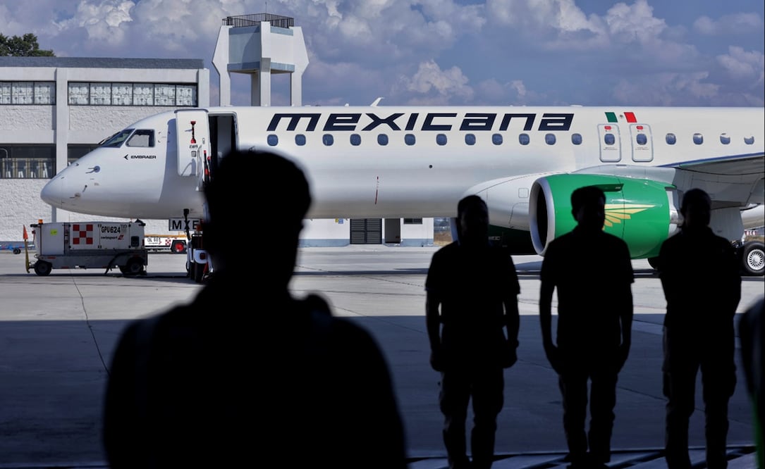 Imagen de la llegada de la quinta aeronave EMBRAER E-195 para Mexicana de Aviación en el Aeropuerto Internacional Felipe Ángeles, en Santa Lucía. Foto: Fernanda Rojas /EL UNIVERSAL