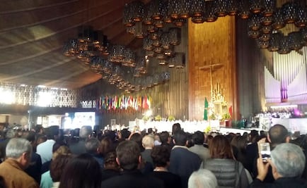 Papa oficia misa en la Basílica