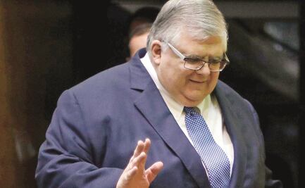 Carstens: es más difícil lograr meta de inflación