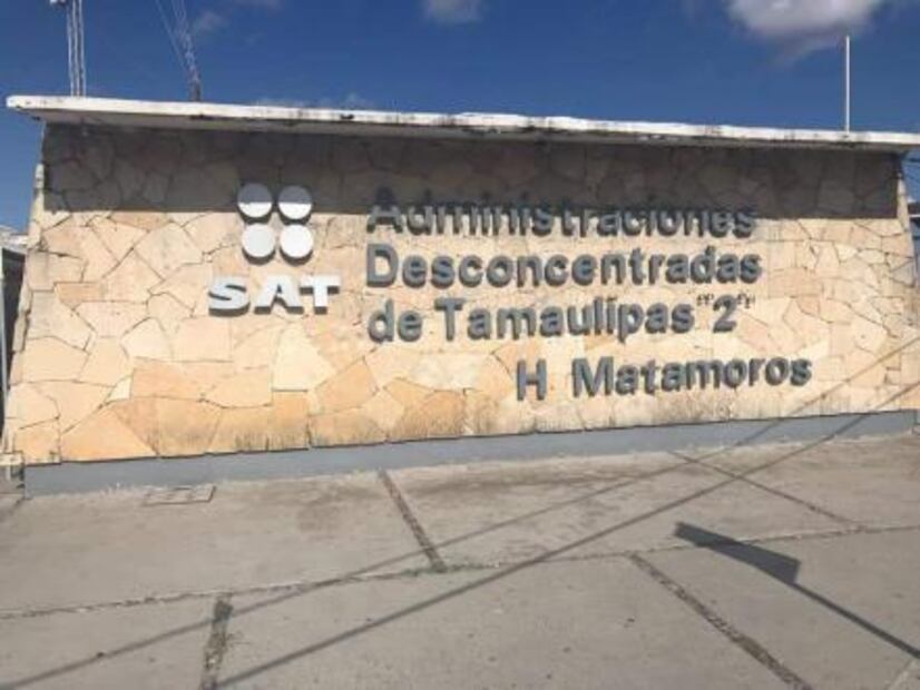 Denuncian despidos masivos de empleados del SAT en 5 estados