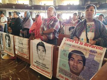 Obispo de Chilpancingo lamenta pocos avances en caso Ayotzinapa