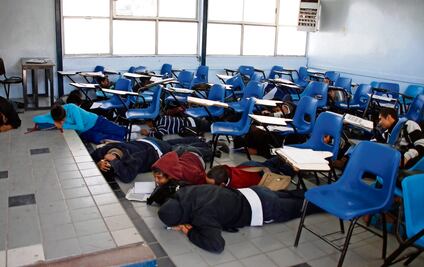 Sin actualizar, manual escolar de la SEP contra balaceras