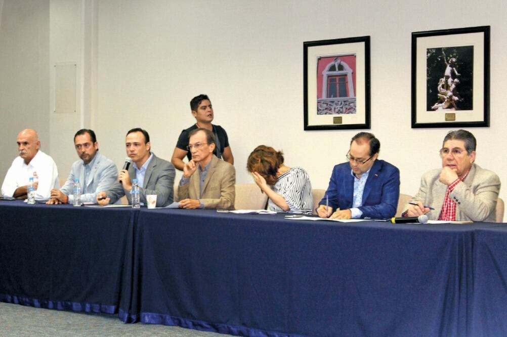 Denuncia. La investigación arrojó que al menos 28 de 39 obras del gobierno de Coahuila presentan anomalías 