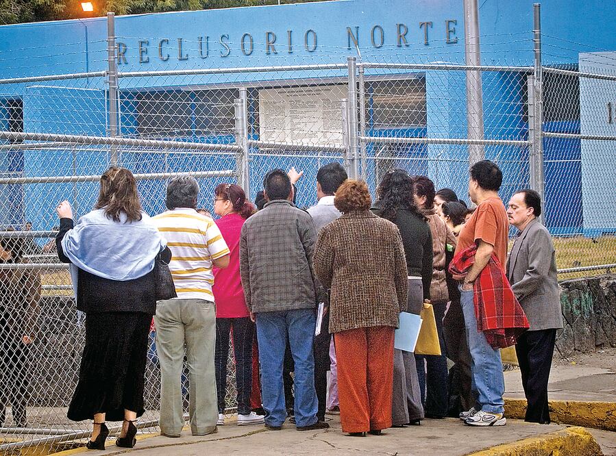Los reclusorios del Distrito Federal registran saturación de primodelincue ntes que, a veces, robaron artículos que valen menos de 500 pesos