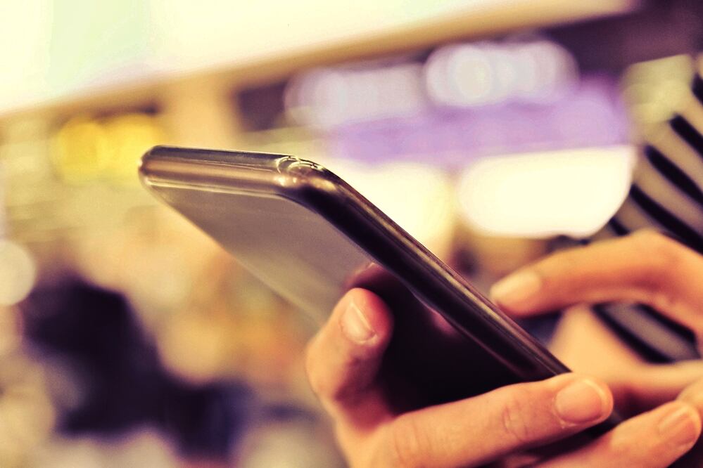 Durante la última década se ha incrementado la disponibilidad de dispositivos electrónicos en la vida diaria de la población adolescente. Foto: Archivo/EL UNIVERSAL