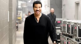 Lionel Richie sigue en la unidad de cuidados intensivos; lo someten a estudios cardiácos
