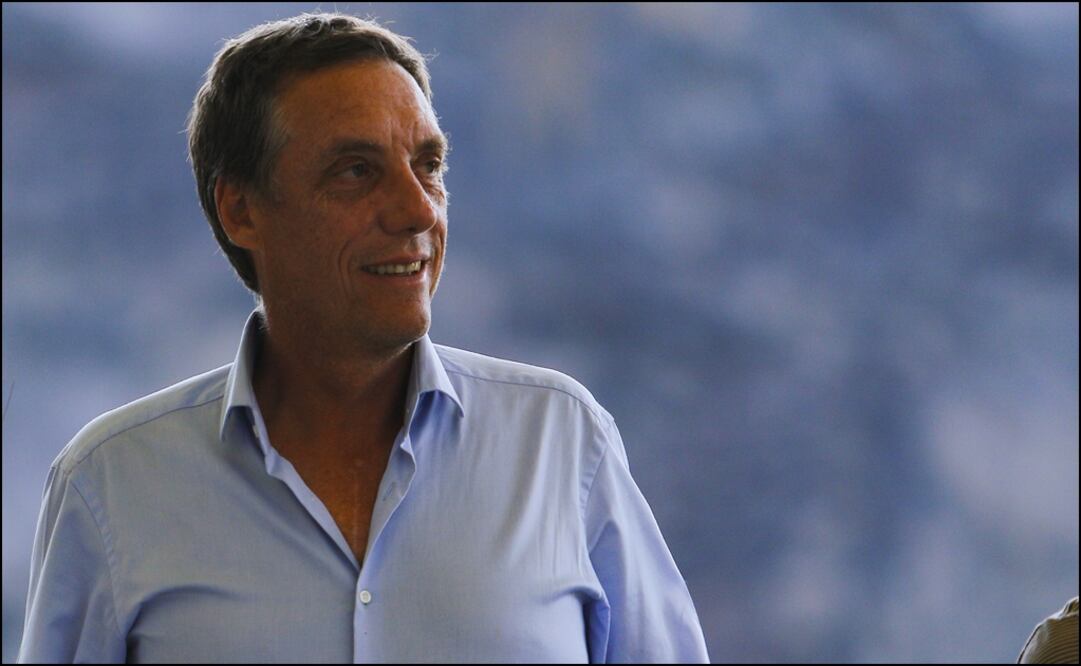 Decepcionante torneo para los Pumas y su presidente deportivo, Rodrigo Ares de Parga. Foto: Imago 7