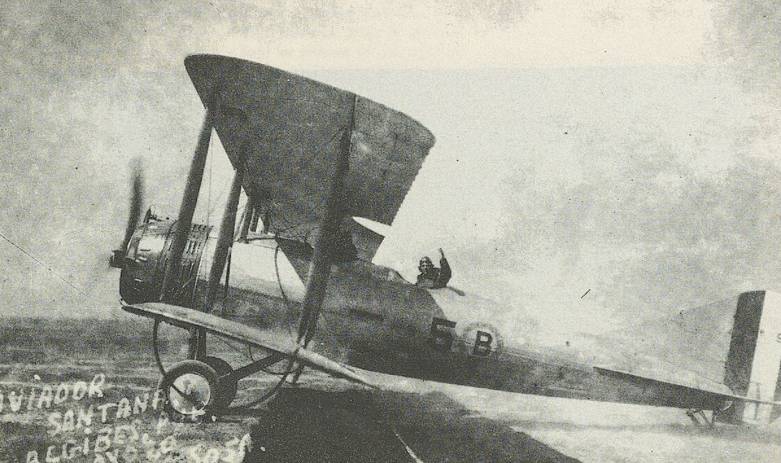 Los pilotos que no vuelan, pero cobran 