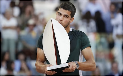 Carlos Alcaraz aplasta a Zverev y es campeón del Mutua Madrid Open