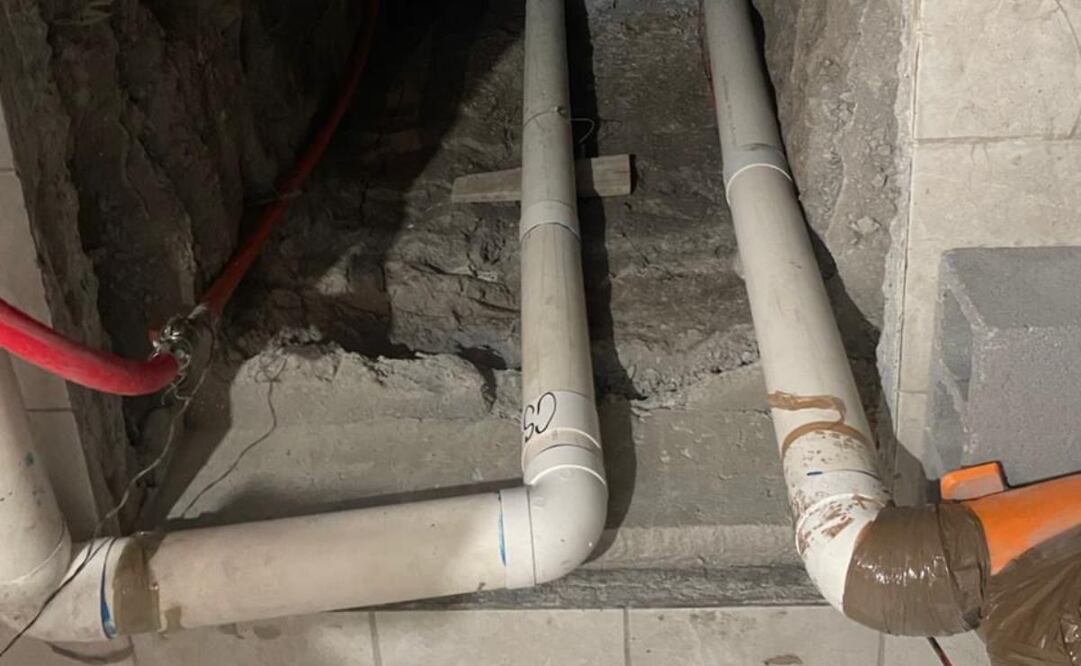 FGR asegura en cateo 30 mil litros de combustible e inhabilita una toma clandestina en Escobedo, Nuevo León. Foto: Especial