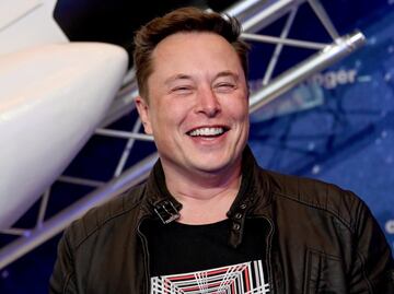 Starlink: ¿por qué Elon Musk está lanzando miles de satélites al espacio?