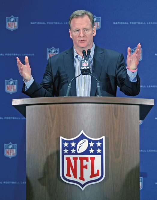 El comisionado Roger Goodell habló de la importancia de la buena conducta (LUIS M. ÁLVAREZ. AP)