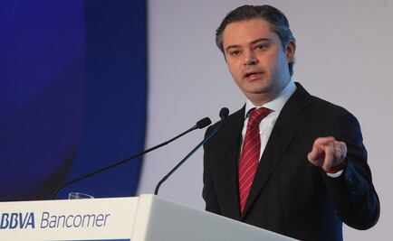 Nuño: 4 mil 300 maestros serán dados de baja