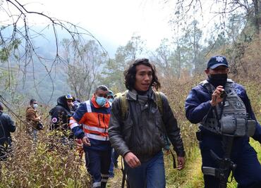 Rescatan a seis jóvenes y un perrito tras perderse en el Parque Estatal Sierra de Guadalupe, en Coacalco