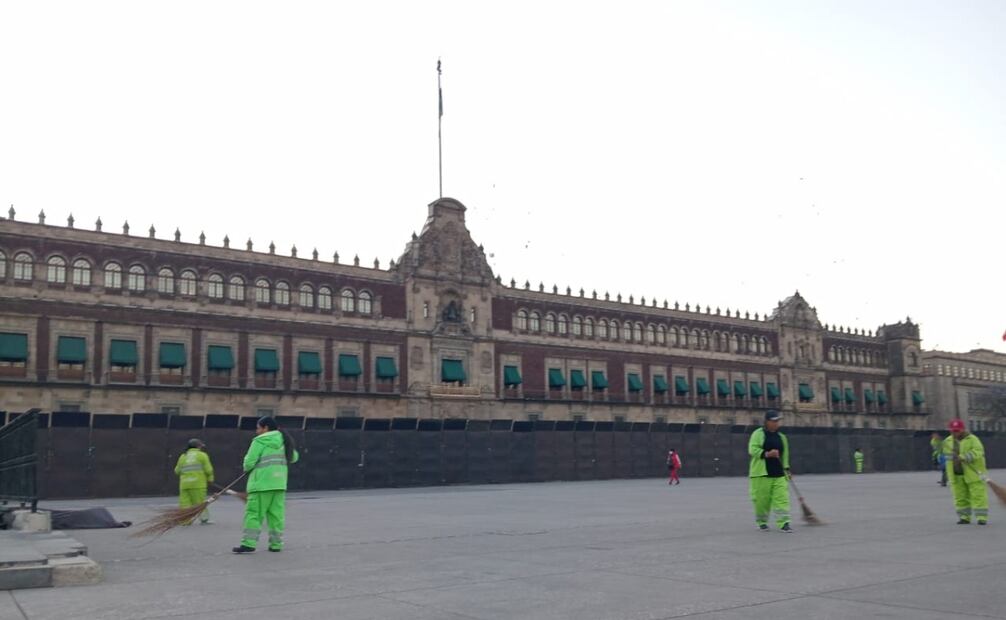 Blindan Palacio Nacional previo a marcha del 8M. Foto: Pedro Villa y Caña / EL UNIVERSAL