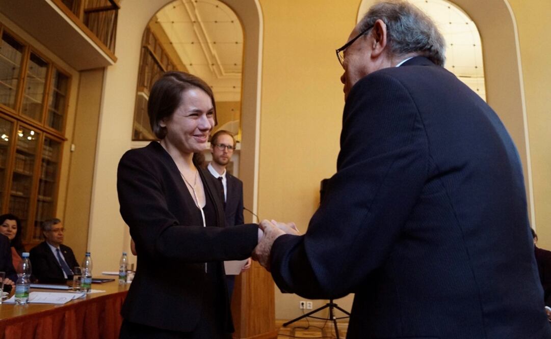 La galardonada es la checa Katerina Rottova, de 25 años de edad. Foto: EFE