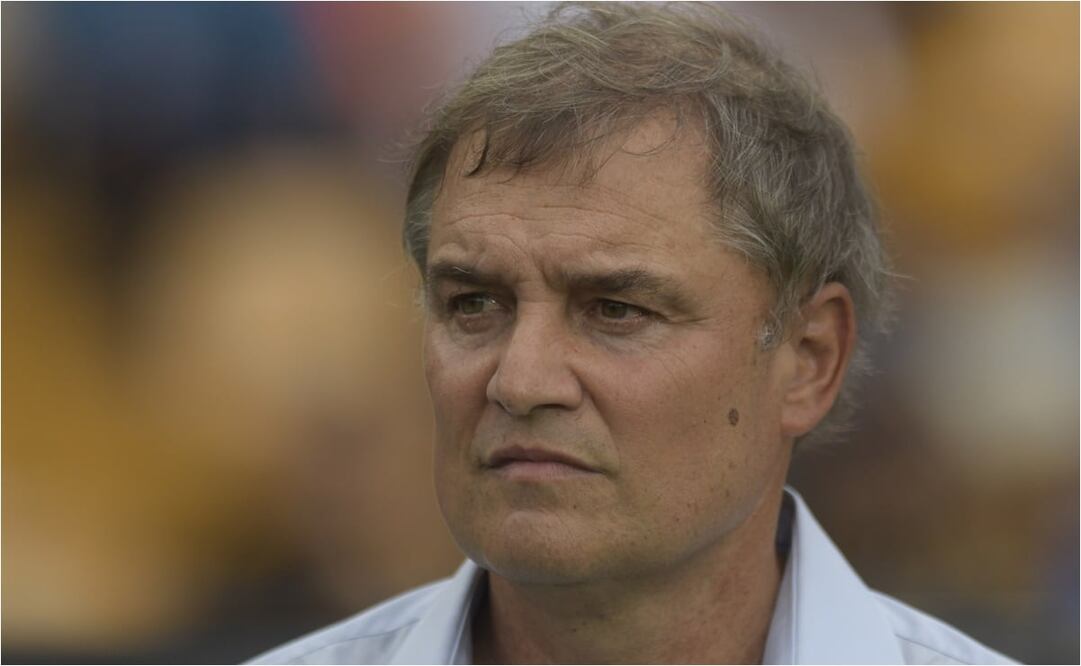 El técnico Diego Aguirre todavía no está feliz en Cruz Azul / FOTO: IMAGO7