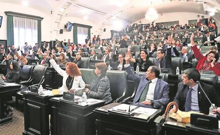 Excluyen trabajo sexual y voto a los 16, de proyecto de Constitución