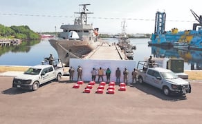 Este martes se realizaron dos aseguramientos en Chiapas, donde navales detuvieron a ocho presuntos infractores de la ley y 1.2 toneladas de cocaína. Foto: Especial