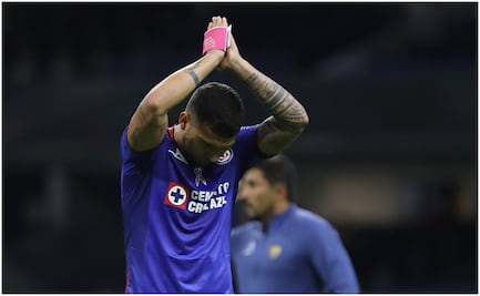 Aparecen los problemas en Cruz Azul a días de iniciar el Clausura 2024; Escobar y Anselmi, los protagonistas