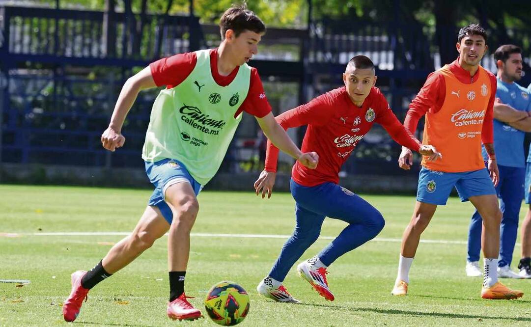 Por lesiones, las Chivas deben gestionar su plantel. Foto: Club Guadalajara