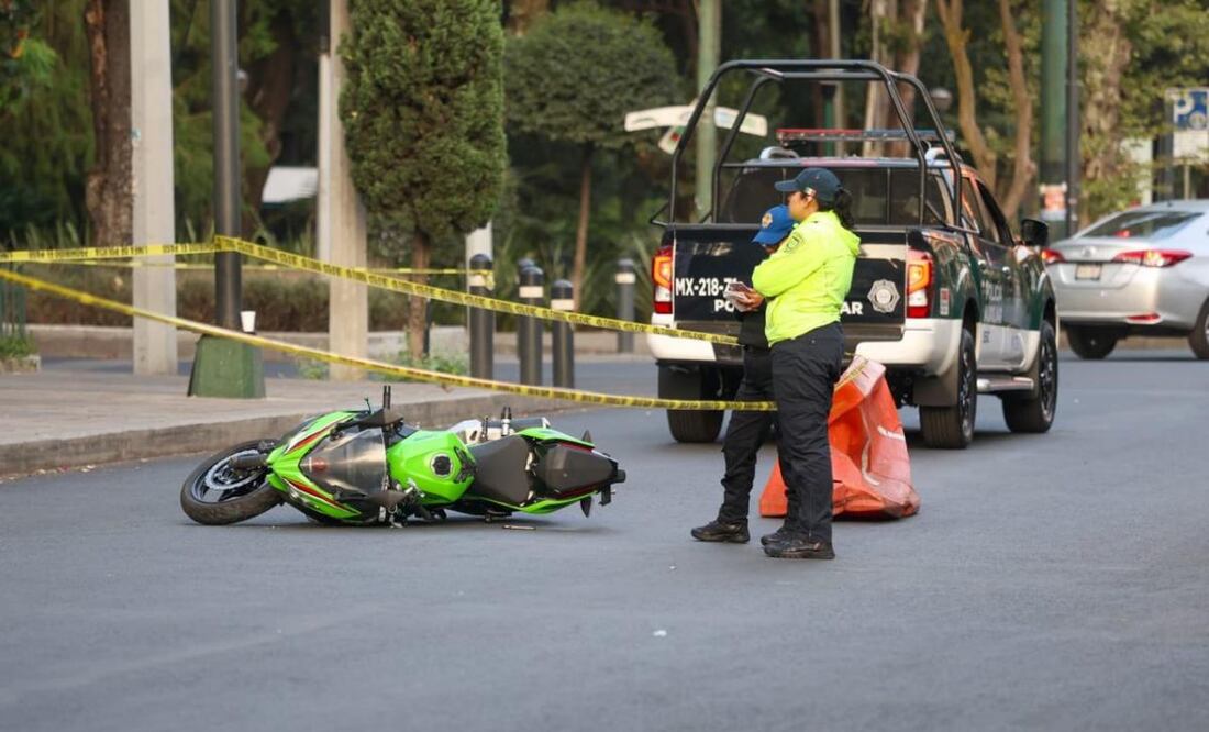 Motociclista muere tras accidente en la Hipódromo Condesa (01/05/2025). Foto: Axel Sánchez/ EL UNIVERSAL