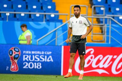 Los bajos números de Marco Fabián de la última temporada