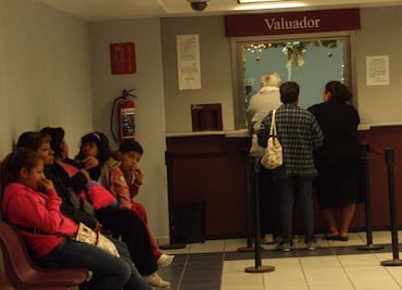 Casas de empeño reportan robo en 20 sucursales