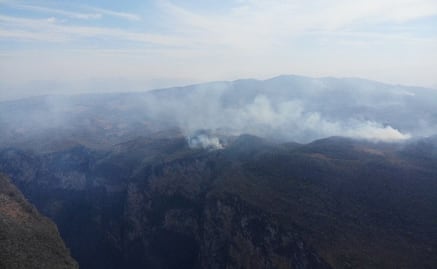 Combaten incendio en Arriaga, Chiapas; el fuego ha consumido 380 hectáreas