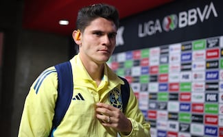 Israel Reyes causa baja del América por lesión