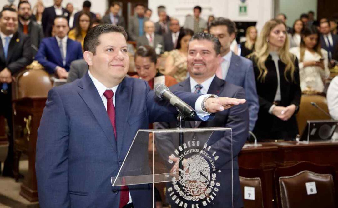 José Octavio Rivero Villaseñor tomó protesta en el Congreso de la Ciudad de México para el periodo 2024 – 2027. Foto: Especial