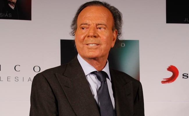 ¿Qué sigue para Julio Iglesias?, el cantante es acusado de graves delitos sexuales en contra de dos exempleadas