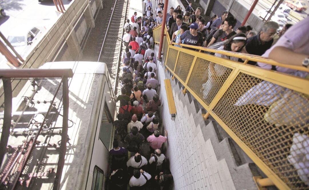 Suspensiones recurrentes. La Línea A del Metro ha tenido varios incidentes en los últimos años que afectan la movilidad de los usuarios. Foto: ARCHIVO EL UNIVERSAL